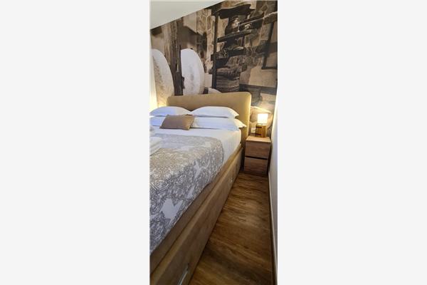 House K1, for 18 persons