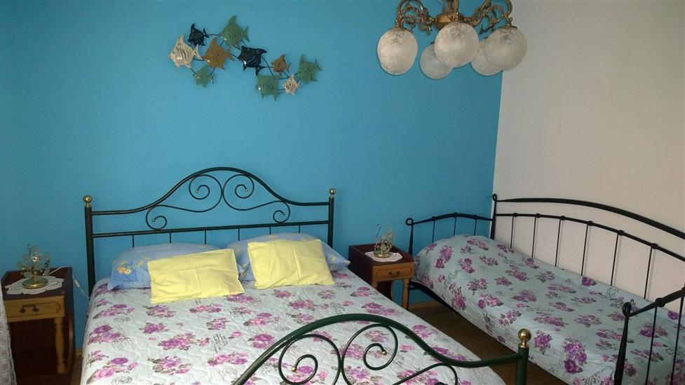 Apartment A1, for 6 persons