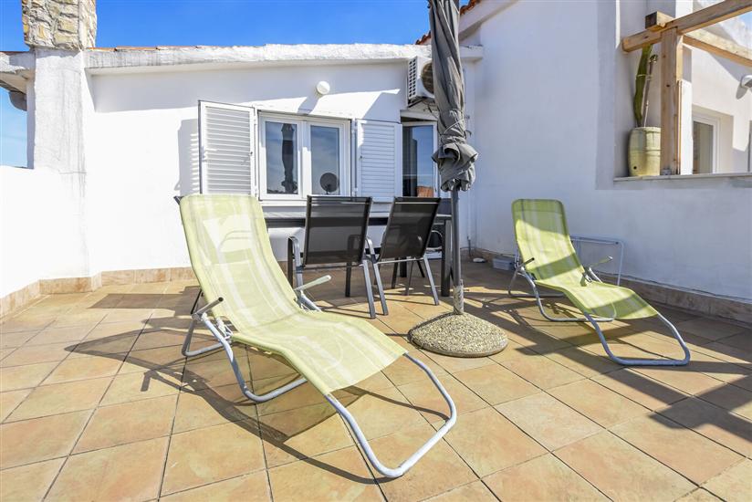 Apartment A2, for 4 persons