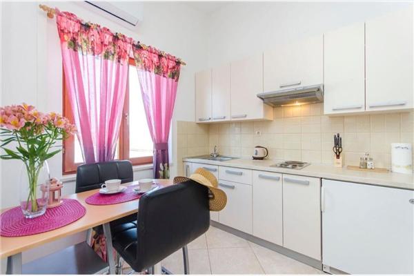 Apartment A1, for 3 persons