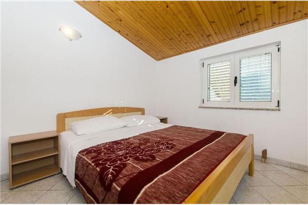 Apartment A4, for 4 persons