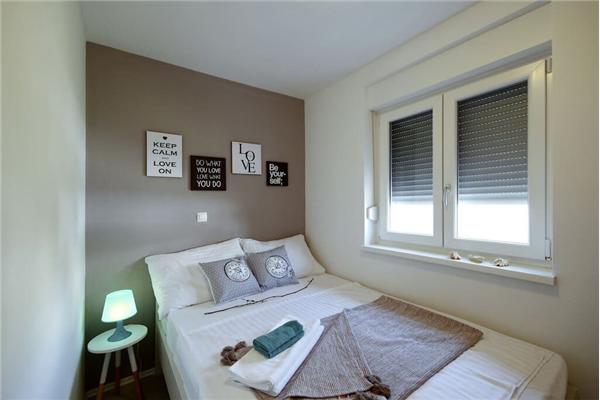 Apartment A1, for 5 persons