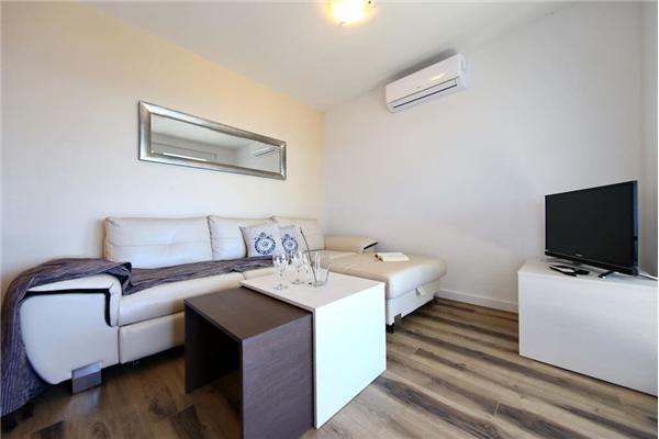 Apartment A2, for 5 persons