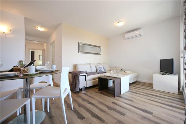 Apartment A2, for 5 persons