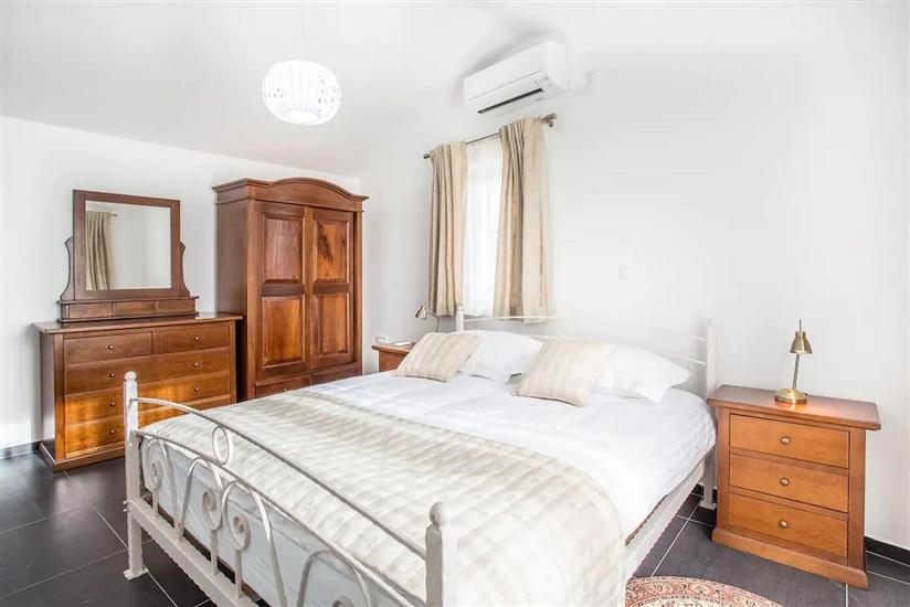 House K1, for 14 persons