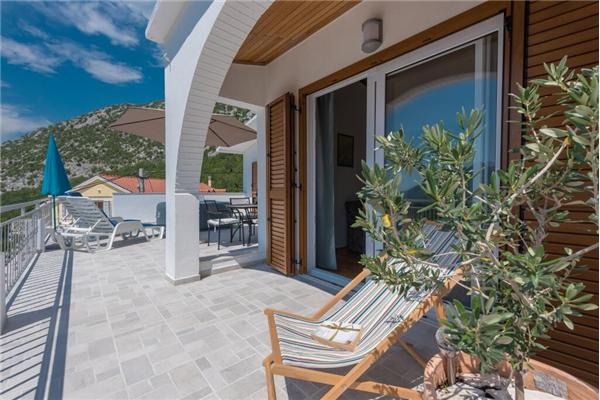 Apartment A1, for 5 persons