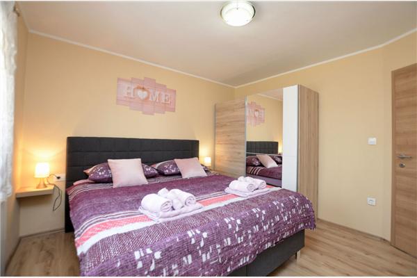 House K1, for 8 persons