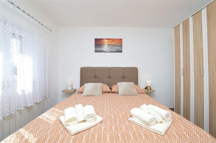 House K1, for 8 persons