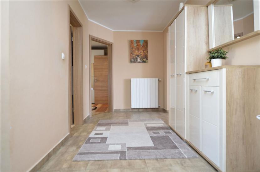 House K1, for 8 persons