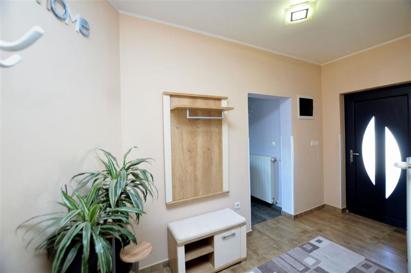 House K1, for 8 persons