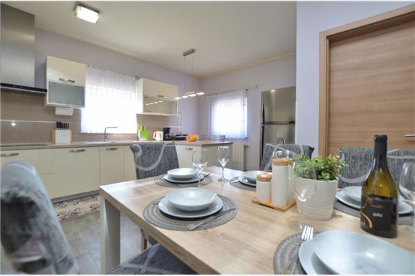 House K1, for 8 persons