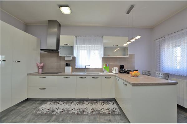 House K1, for 8 persons