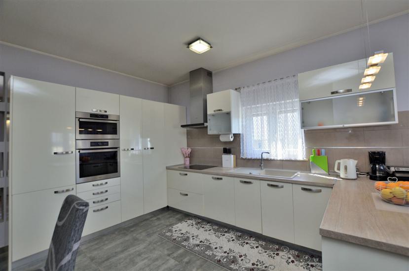 House K1, for 8 persons