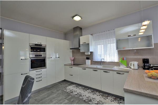 House K1, for 8 persons