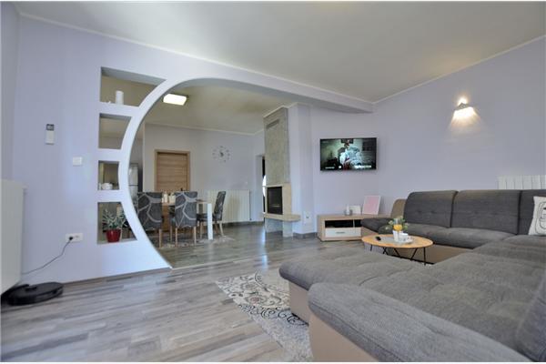 House K1, for 8 persons