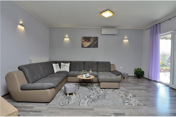 House K1, for 8 persons