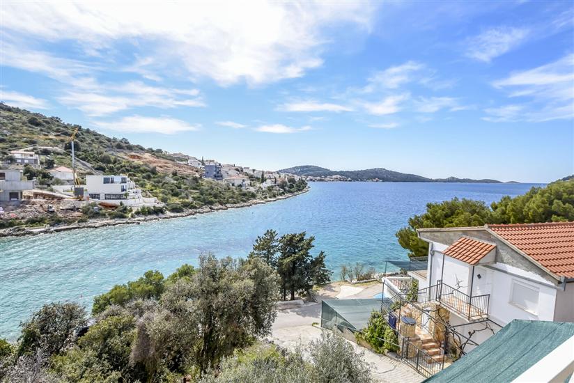 Apartment Seafront Apartments