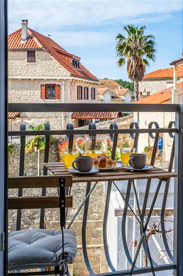 Apartment A1, for 5 persons