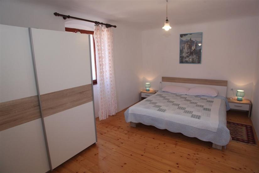 Apartment A1, for 7 persons