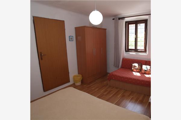 Apartment A2, for 3 persons