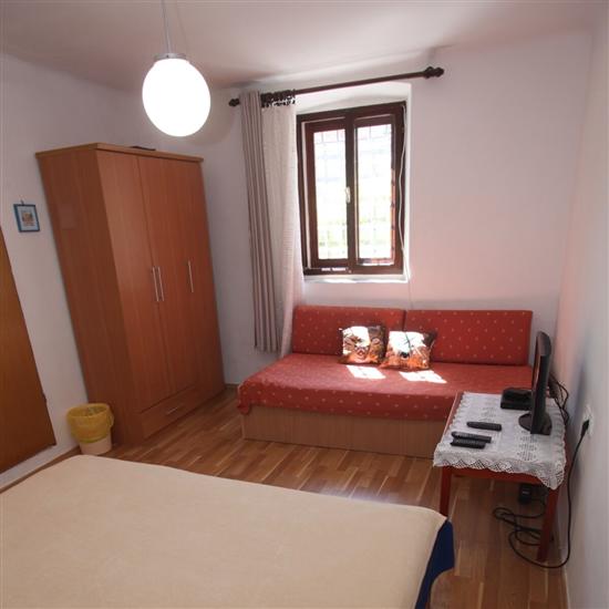 Apartment A2, for 3 persons