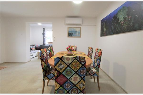 Apartman A1, na 5 osebe