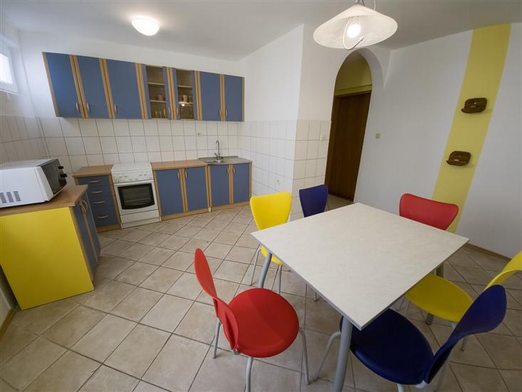 Apartment A1, for 5 persons