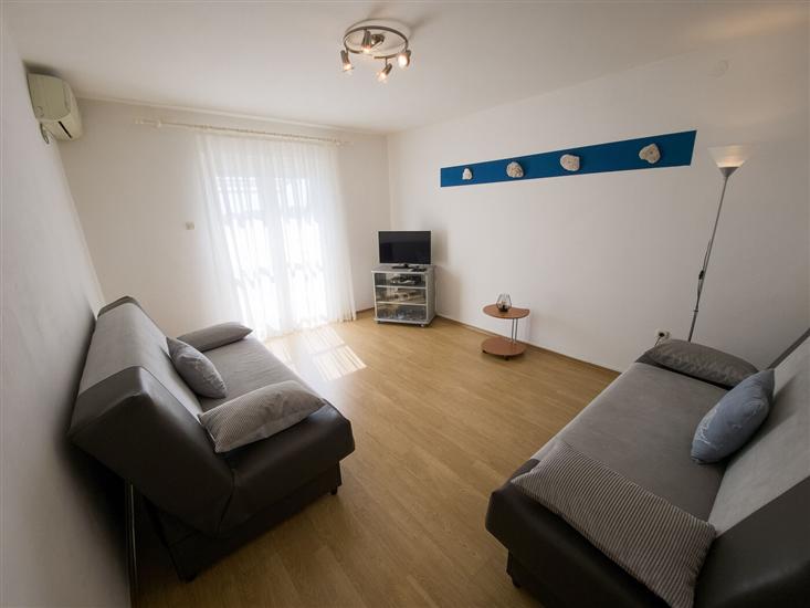 Apartment A1, for 5 persons