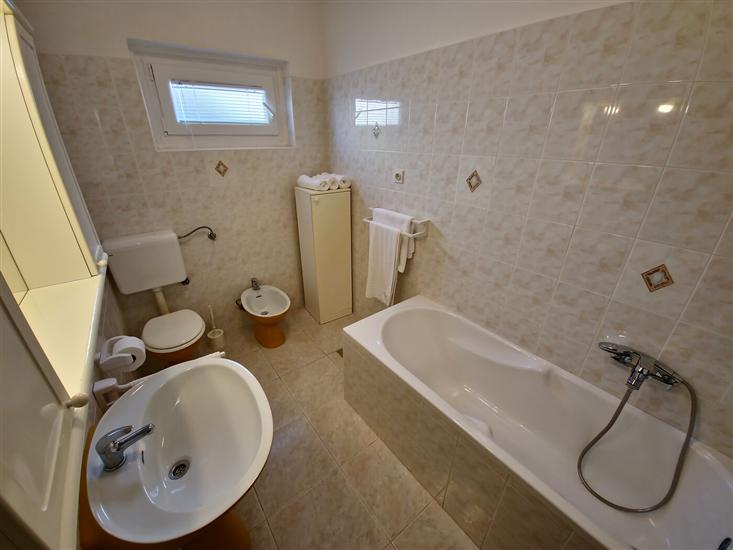 Apartment A2, for 4 persons