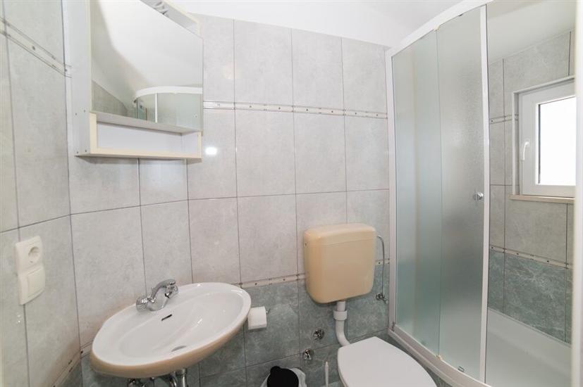 Room S1, for 2 persons