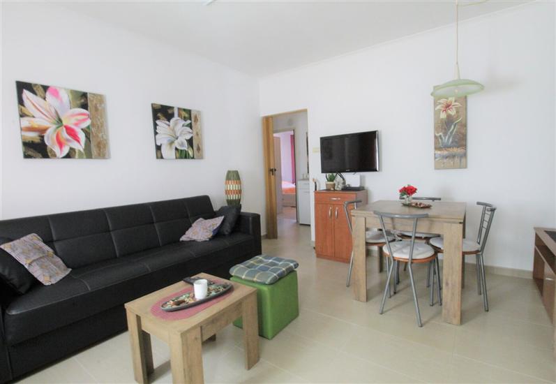 Apartment A1, for 4 persons