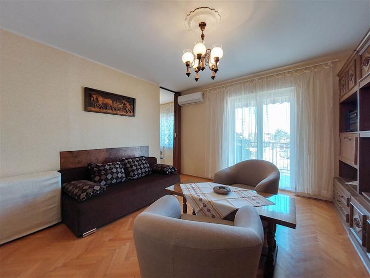 Apartment A2, for 5 persons