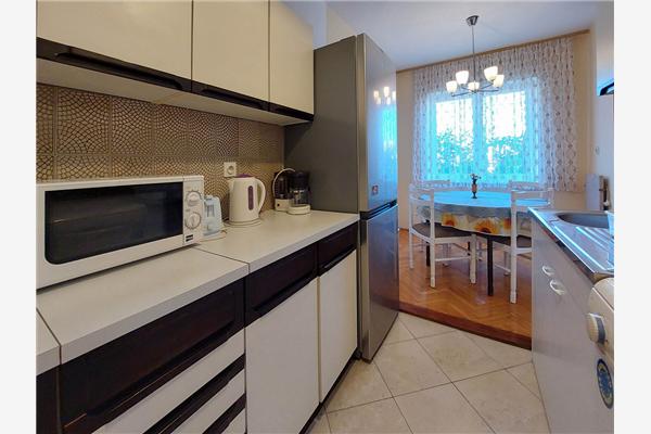 Apartment A2, for 5 persons