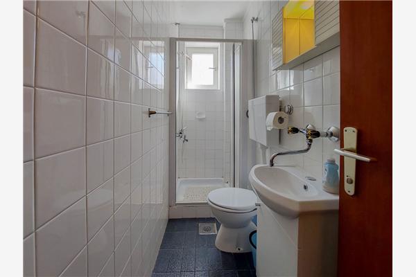 Apartment A2, for 5 persons