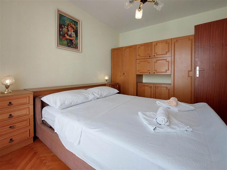 Apartment A2, for 5 persons