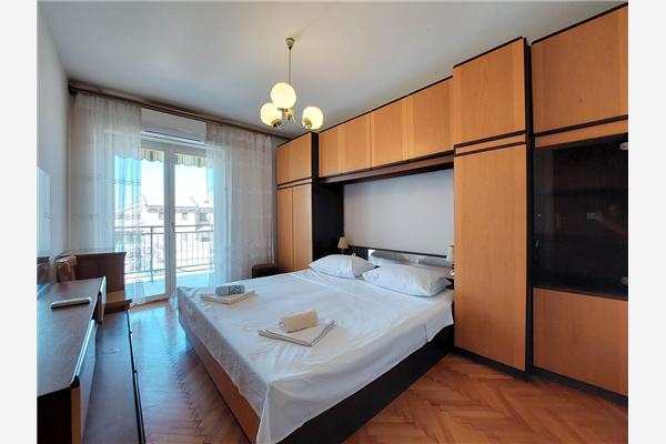 Apartment A2, for 5 persons