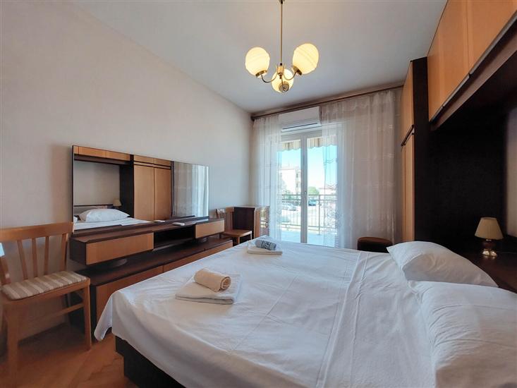 Apartment A2, for 5 persons