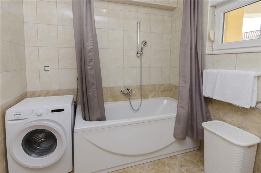 Lägenhet A1, för 5 personer