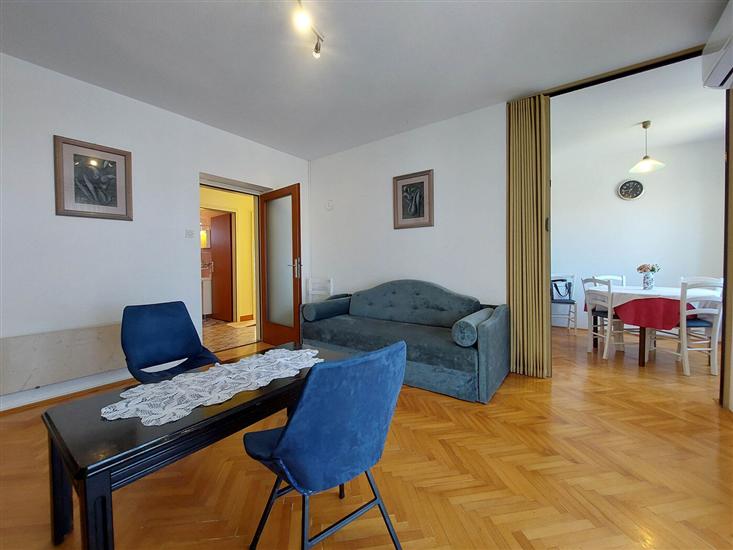 Apartment A1, for 5 persons