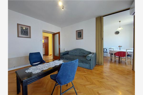 Apartment A1, for 5 persons