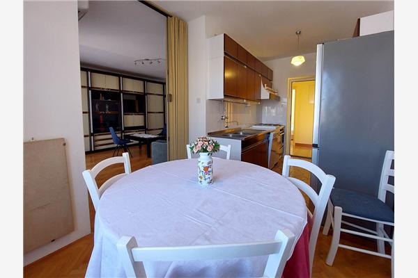 Apartment A1, for 5 persons