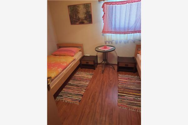 House K1, for 8 persons