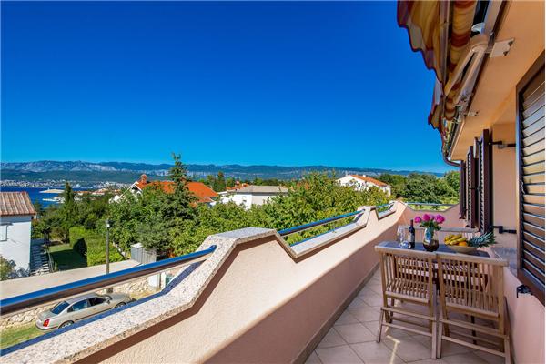 Apartment A3, for 5 persons