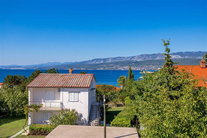 Apartment A3, for 5 persons