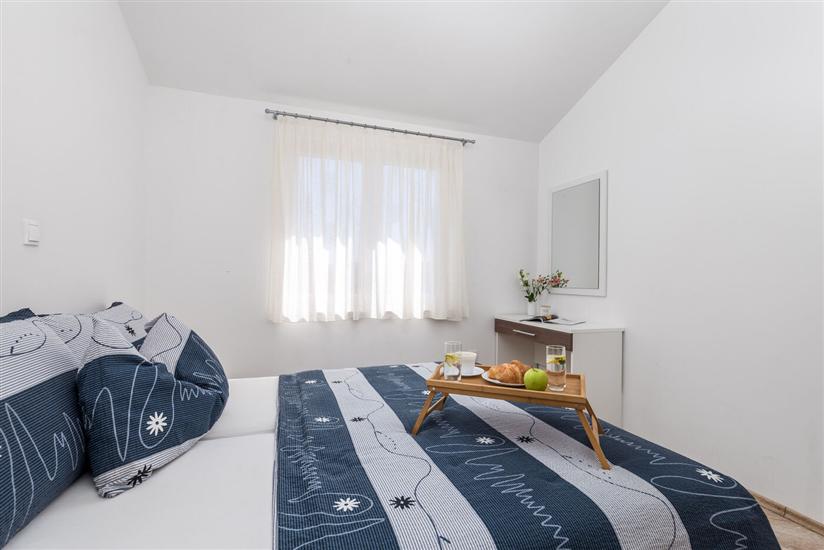 Apartment A5, for 5 persons