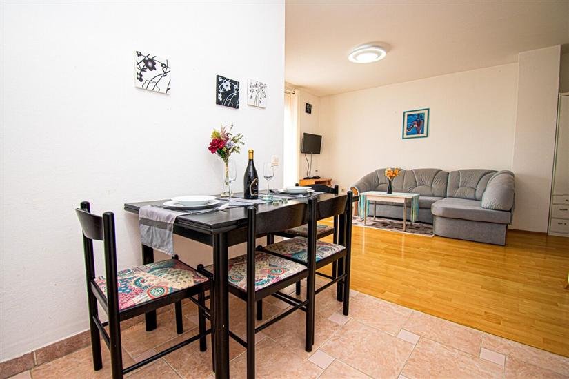 Apartment A2, for 4 persons