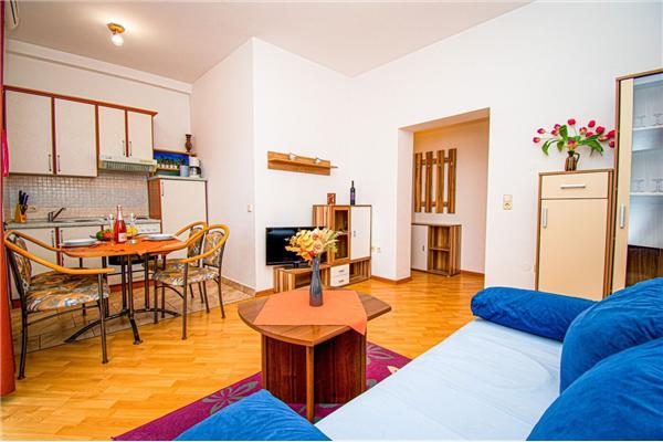 Apartment A5, for 4 persons