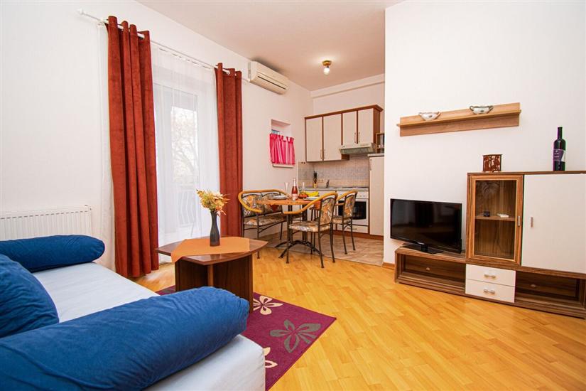 Apartment A5, for 4 persons