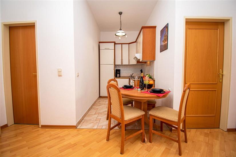 Apartment A4, for 4 persons