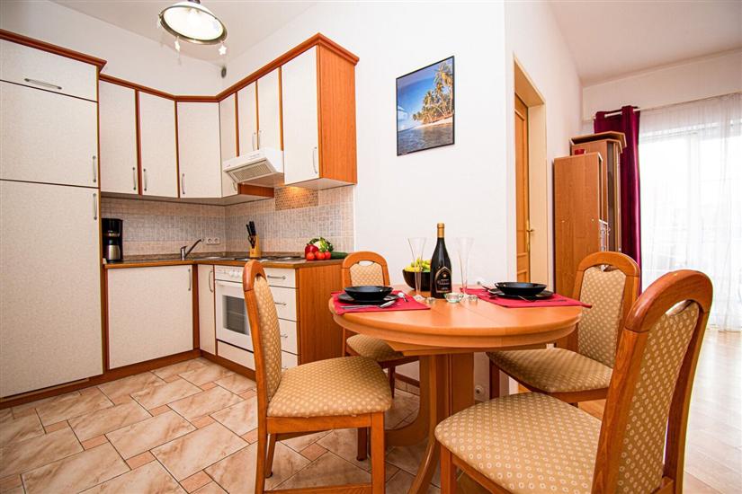 Apartment A4, for 4 persons